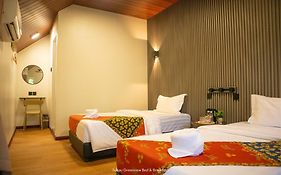 Sukau Greenview Lodge